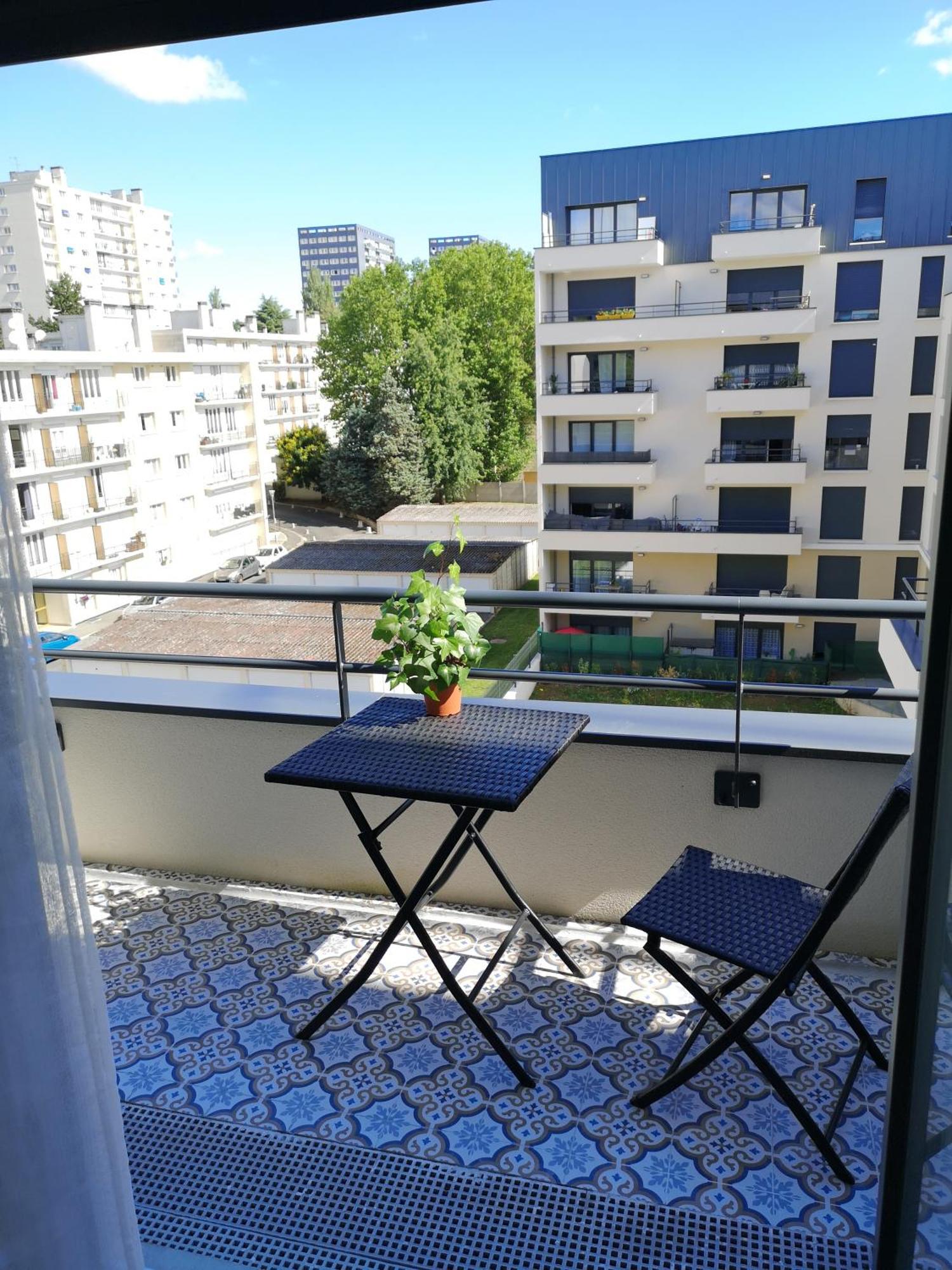 Superbe Appart Au Calme Entre Paris Et Disneyland Paris Rosny-sous-Bois Dış mekan fotoğraf